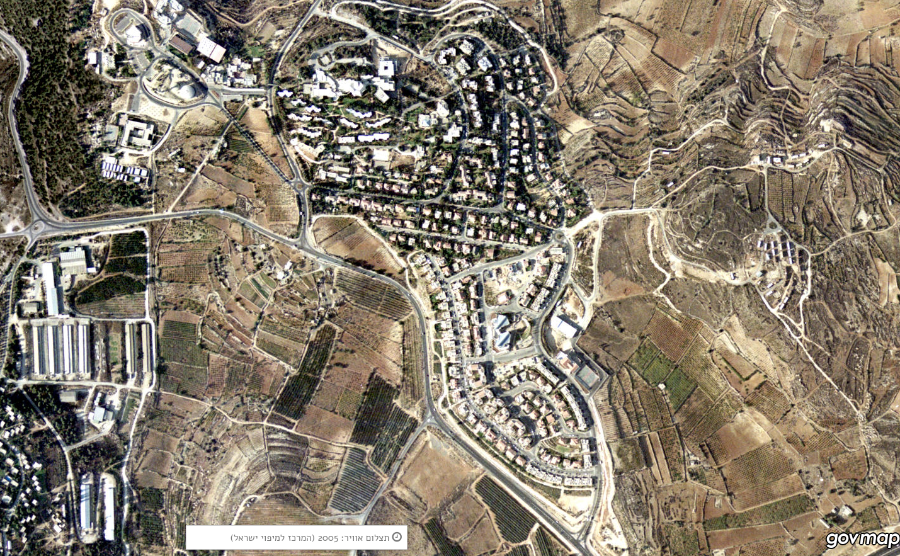 אלון שבות - 2005