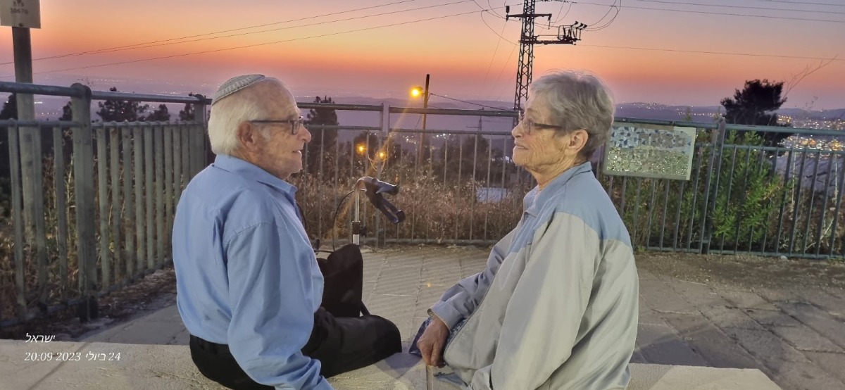 ציפורה ויוחנן בטיילת הבנים, מנחם אב תשפ"ג