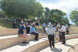 סיורים בעקבות שלטים - ההיסטוריה של גוש עציון ואלון שבות דרך שלטי הרחובות