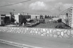 מבט מרחוב מעלה מיכאל לכוון מערב. 1974 צילום: נדב לרר