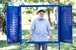 אברהם גולן