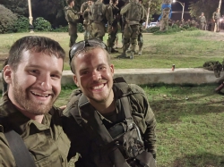 גדעון אודס ואריאל רוזנברג בדרך לרפיח