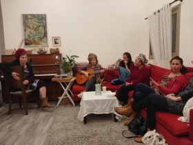 מפגשי הלימוד החודשיים לזכר שירה