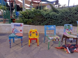 מיצב הכיסאות למען החזרת החטופים