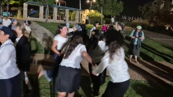 תפילה חגיגית, הרקדה ומסיבת יום ירושלים יישובית