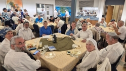 תפילה חגיגית, הרקדה ומסיבת יום ירושלים יישובית