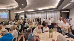 תפילה חגיגית, הרקדה ומסיבת יום ירושלים יישובית