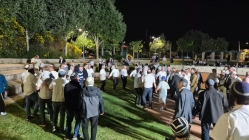 תפילה חגיגית, הרקדה ומסיבת יום ירושלים יישובית