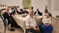 תפילה חגיגית, הרקדה ומסיבת יום ירושלים יישובית